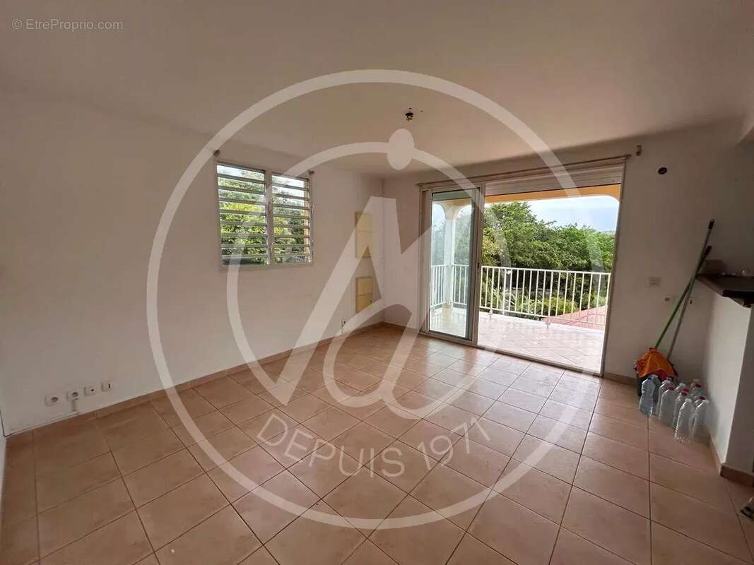 Appartement à LE GOSIER