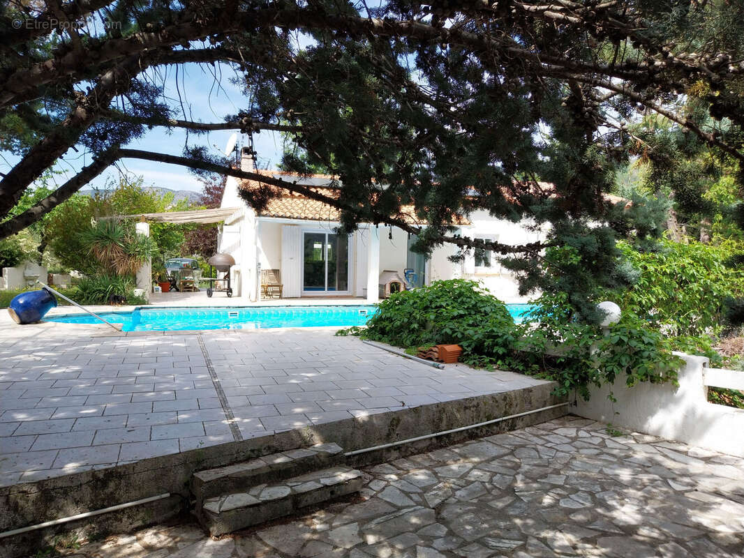 Maison à LUCERAM