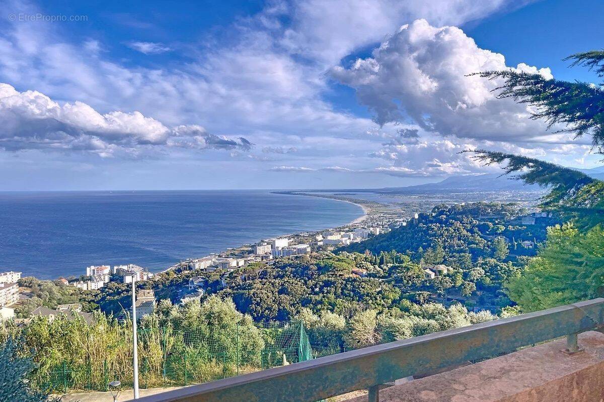 Appartement à BASTIA