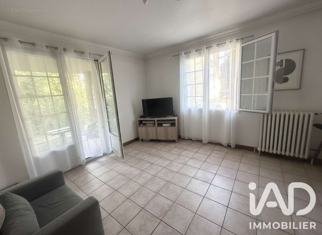 Photo 7 - Maison à DUGNY
