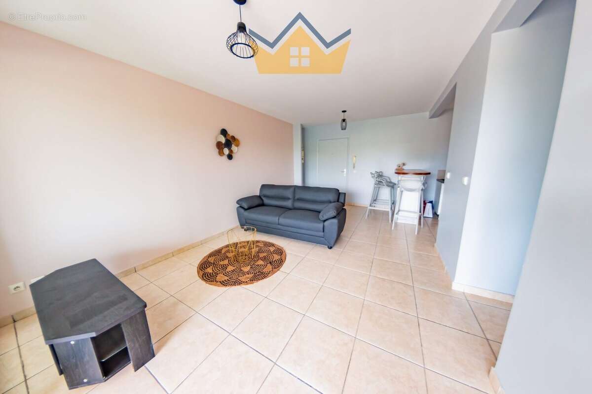 Appartement 44 m² à Ducos  - photo 3