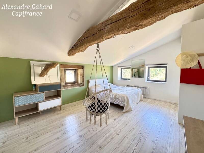 SUD REOLAIS - Maison en pierre rénovée - 7 chambres - Terrain 5 000 m² - Piscine - Dépendances - photo 26