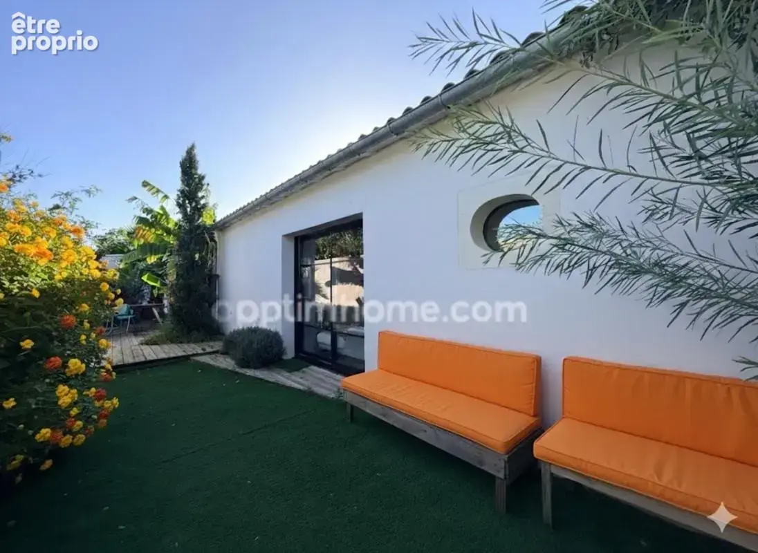 A saisir maison de plain pieds récente en  plein cœur du village  au Bois-Plage-en-Ré – - photo 3