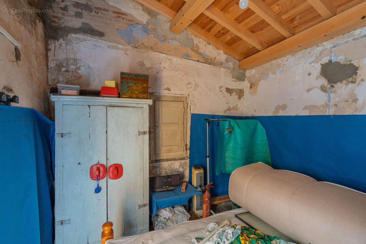 Propriété à réhabiliter dans un environnement préservé en zone A secteur EVESCAT - GAUMIN - photo 9