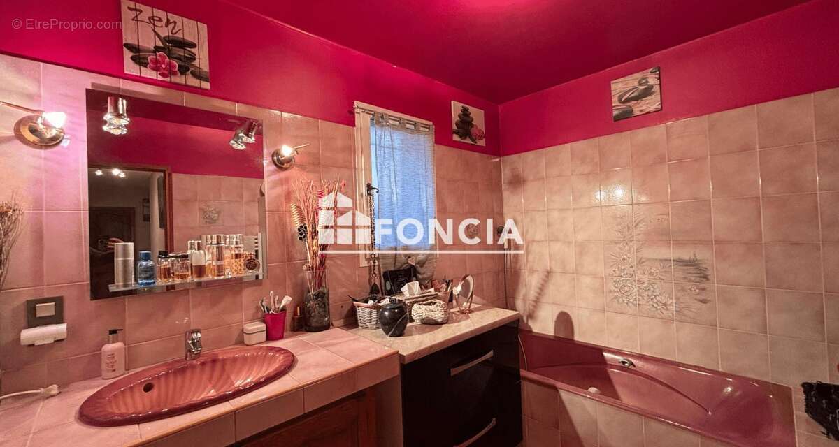 Maison à L&#039;ESCALE