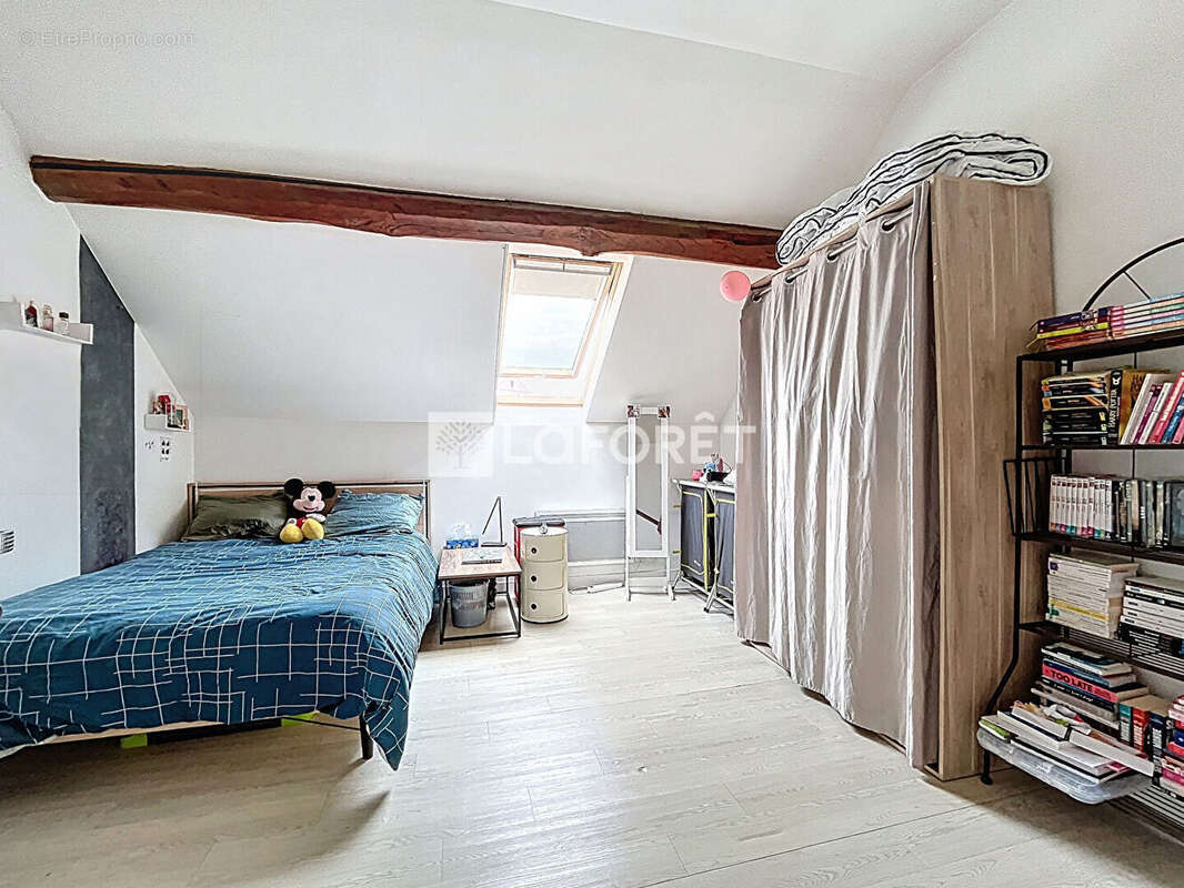 Appartement à CHAUMONTEL