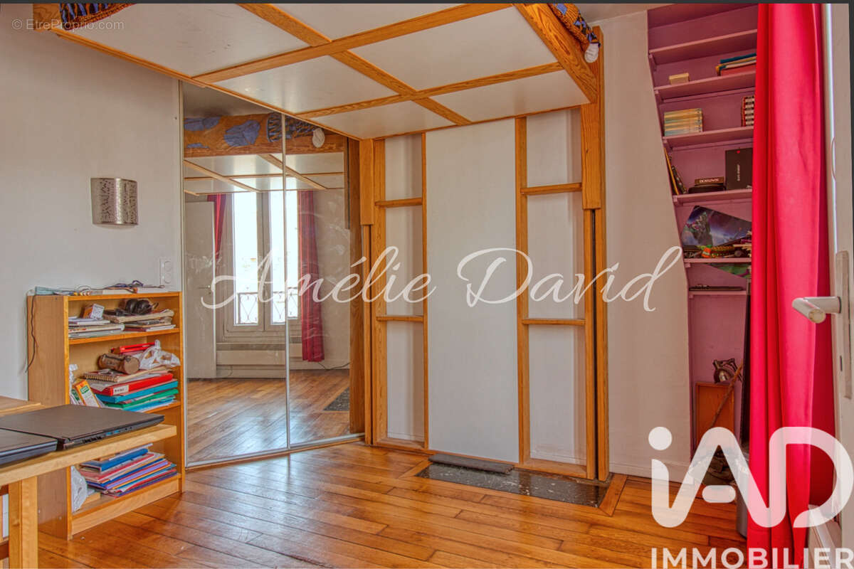 Photo 8 - Appartement à PARIS-18E