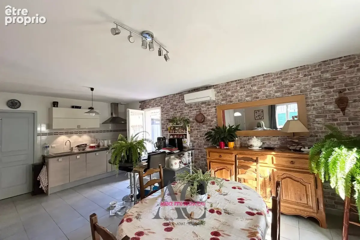 Vente maison 5 pièces – 110 m² – GARÉOULT - photo 4