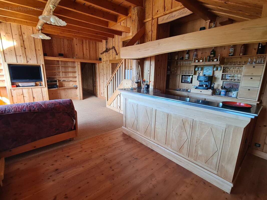 Maison 249 m² à Montailleur  - photo 4