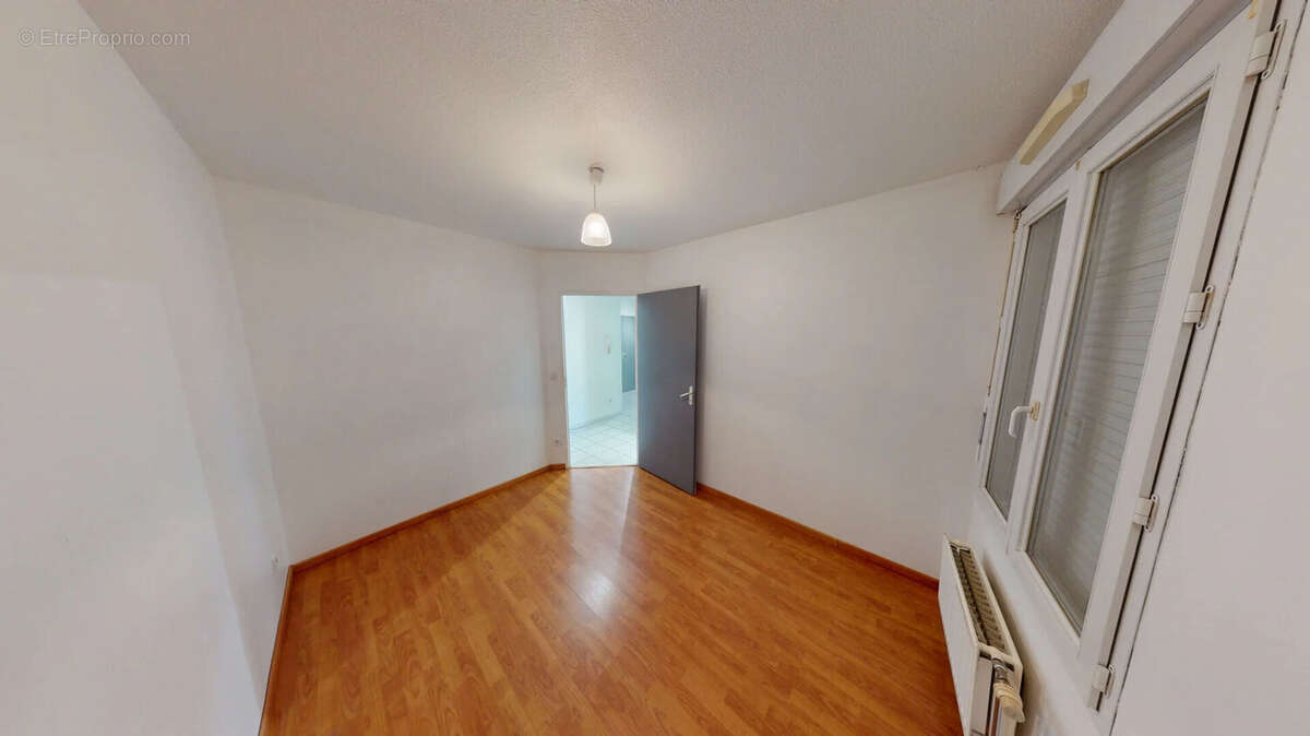Appartement à DOMENE