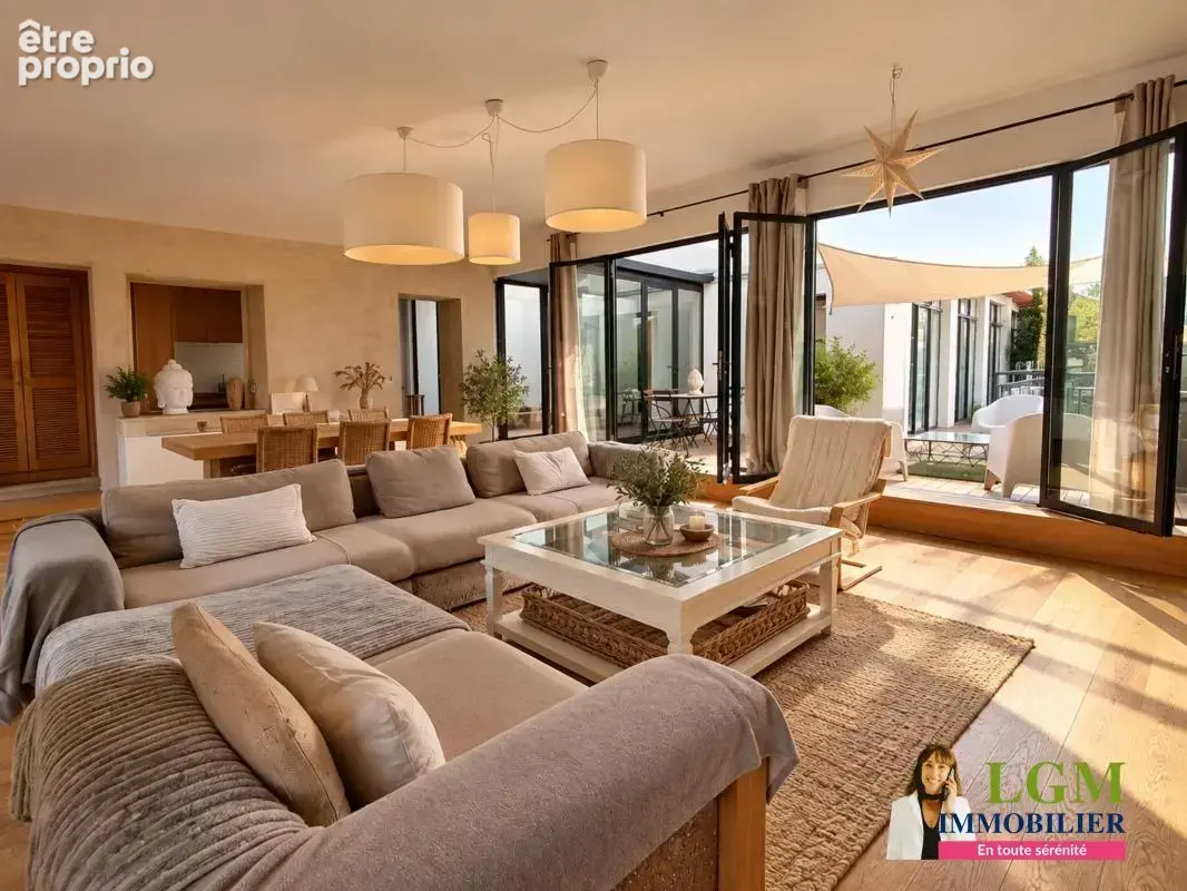 Quais de la Fontaine - Appartement d'exception 6 pièces avec grandes terrasses et bassin - 150m² habitables (Loi Carrez) - photo 6
