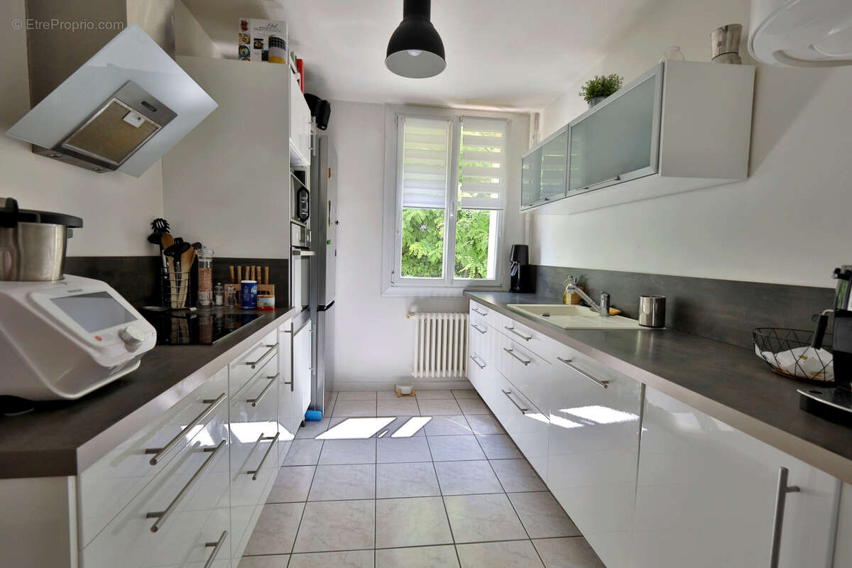 Appartement Type 3 - 65,5m2 habitables ( loi carrez) - Cave - photo 6