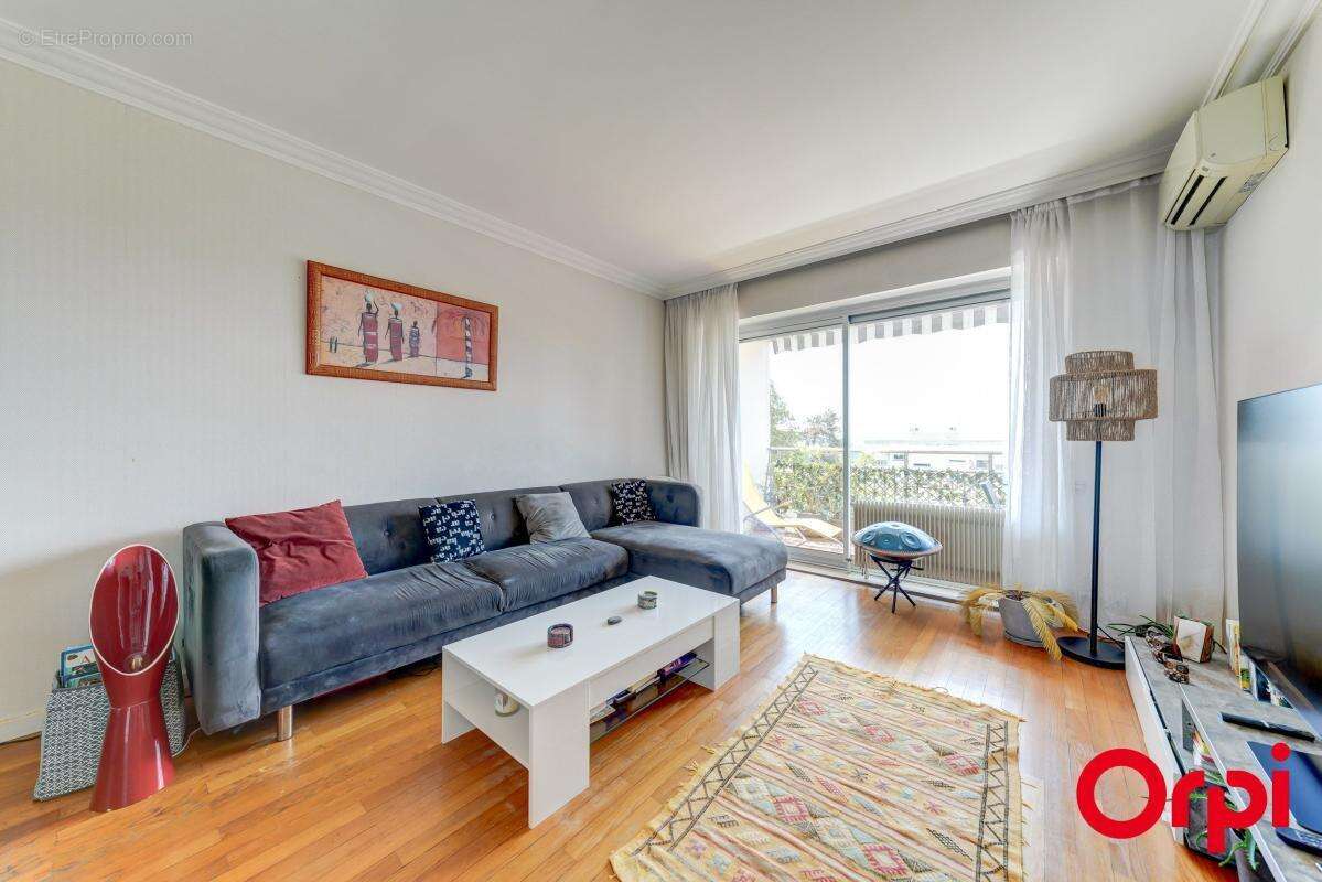Appartement à CALUIRE-ET-CUIRE