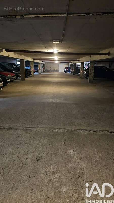 Photo 4 - Parking à METZ