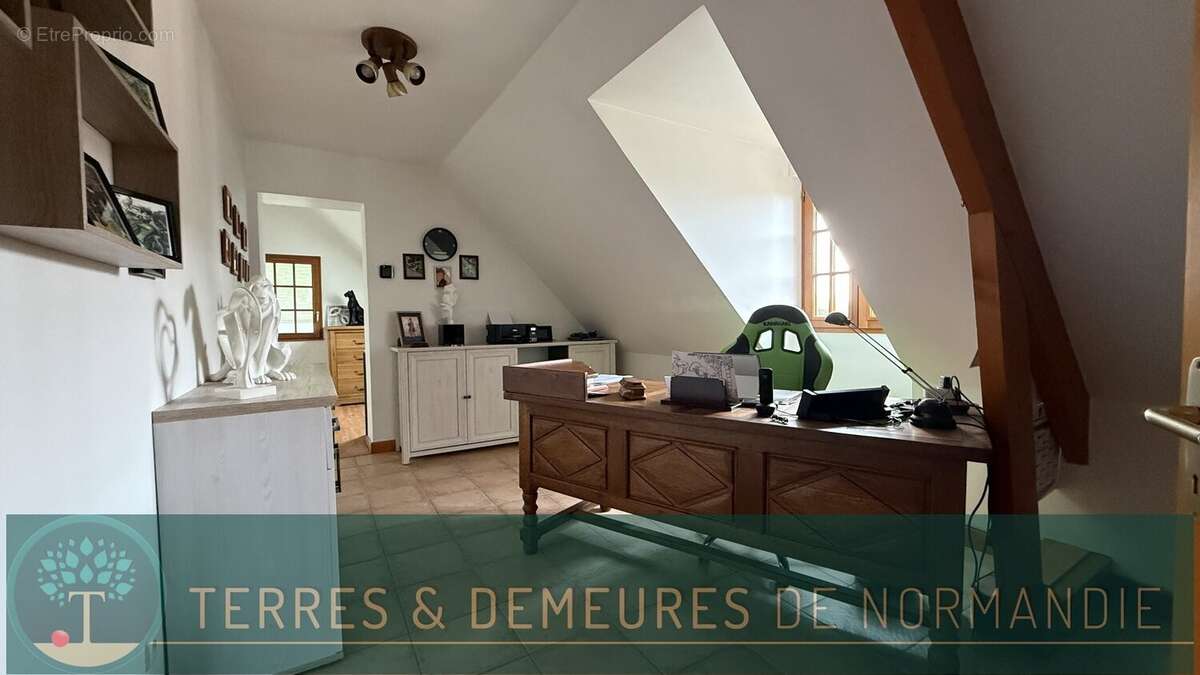 Maison à NEUFCHATEL-EN-BRAY