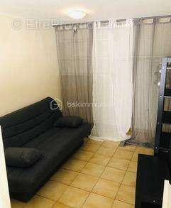 Appartement à PIERRELATTE