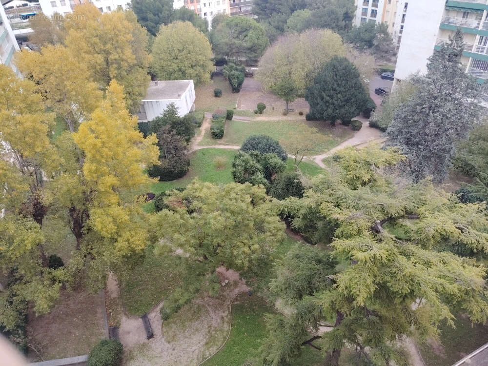 Appartement à MARSEILLE-13E