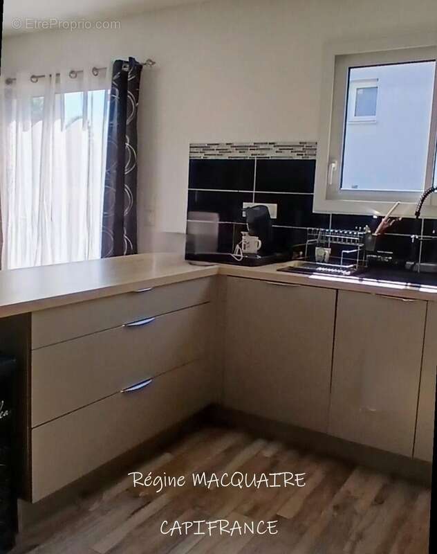À vendre – Pavillon récent de plain‑pied (RT2012) : 4 pièces, 3 chambres, 1 259 m² de terrain, 44 m² de combles aménageables – V - photo 4