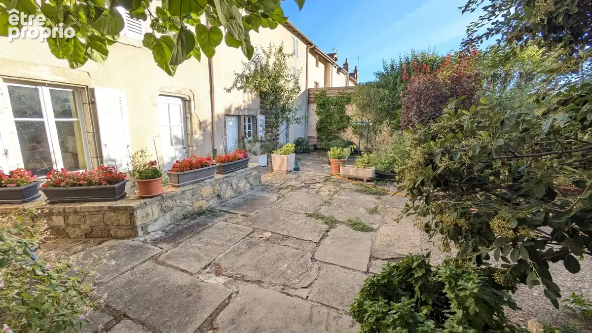 Photo Maison à Aigueperse au prix de 349 000€
