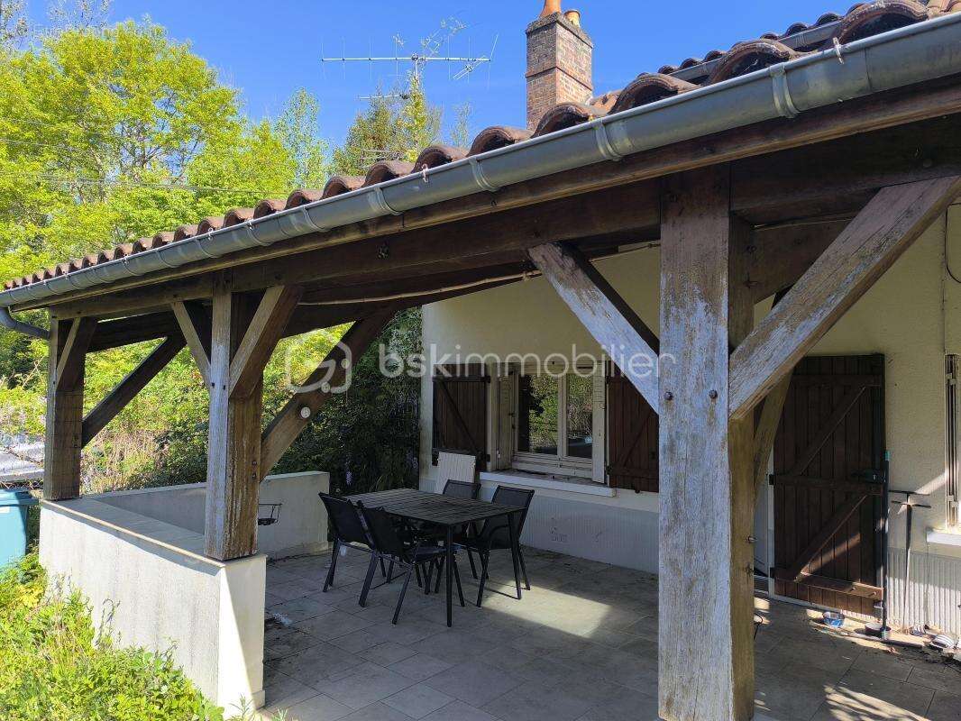 Coin idyllique : maison avec un étang - photo 5
