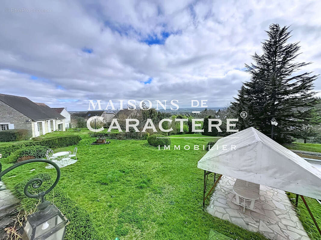 Maison de Campagne, Dépendances et Piscine et 2 terrains constructibles - photo 3