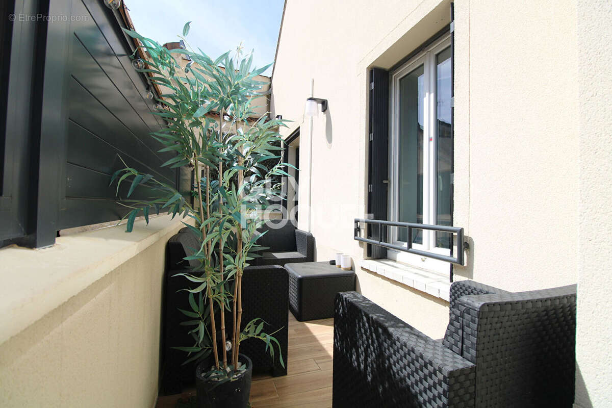 Appartement à BRIE-COMTE-ROBERT