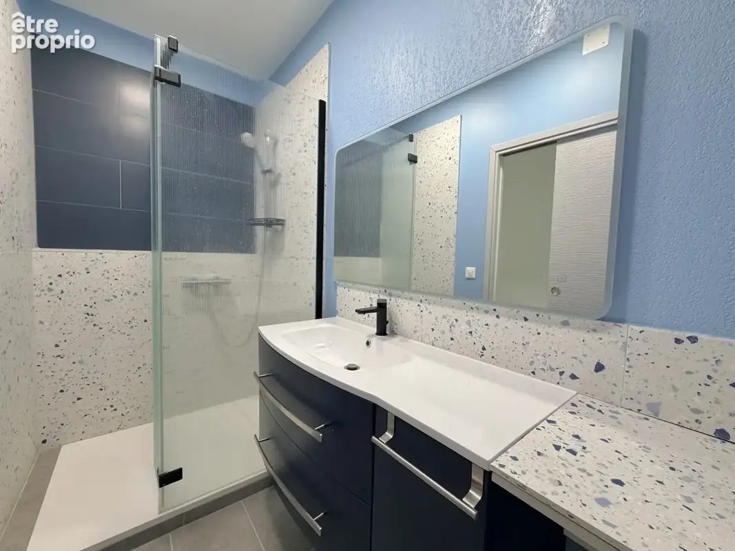 Quartier ARCEAUX- Appartement 3 pièces de 67 m2 avec terrasse et cave  - photo 6