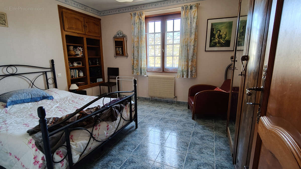 Maison à ARNAY-LE-DUC