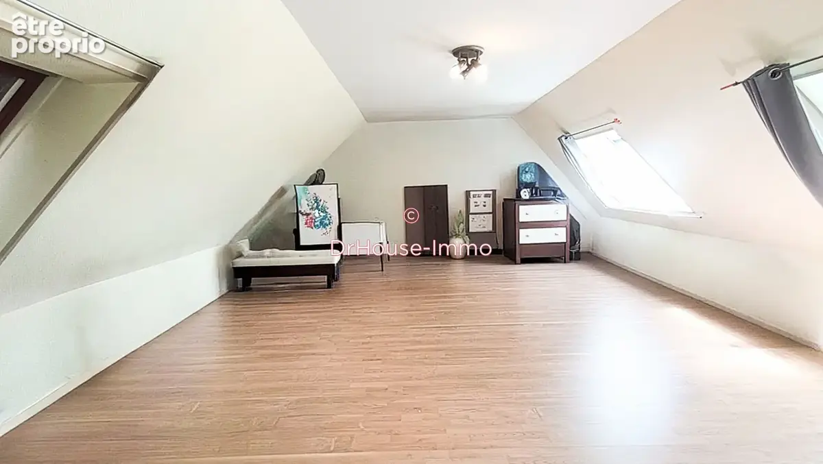 Maison 155 m² à Thouars  - photo 9