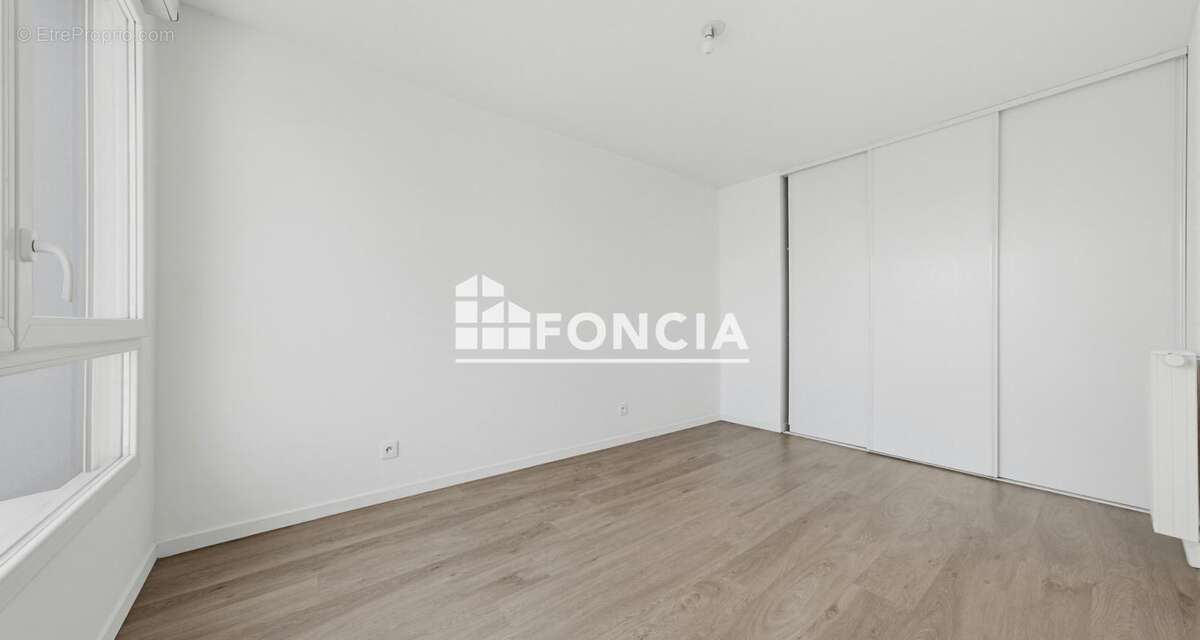 Appartement T3 de 60 m² - Terrasse et Parking - photo 5