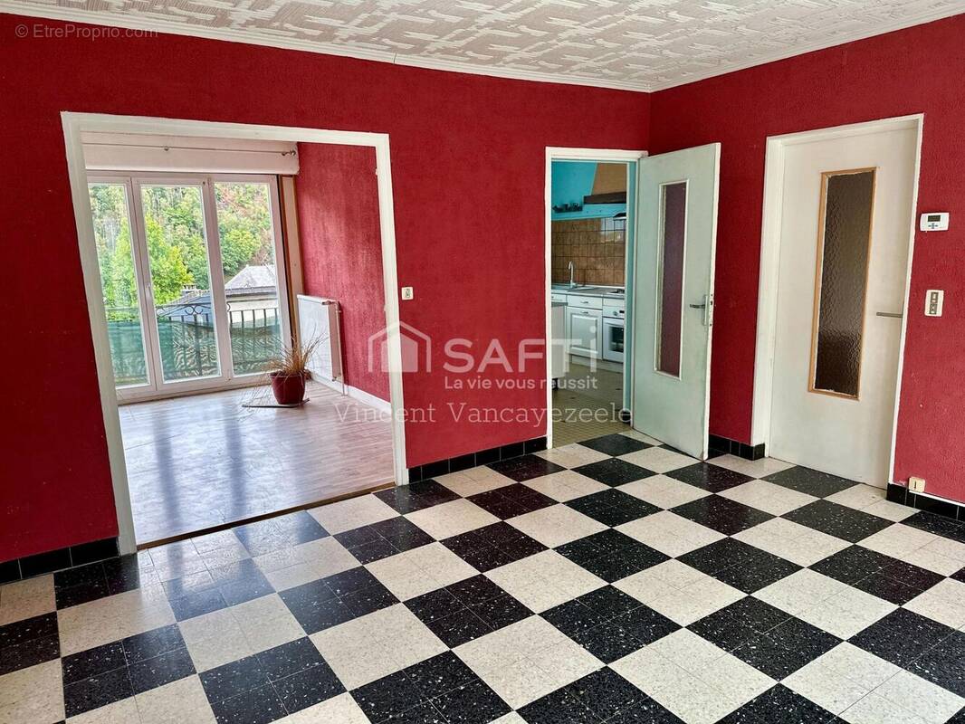 Photo 1 - Maison à DEVILLE