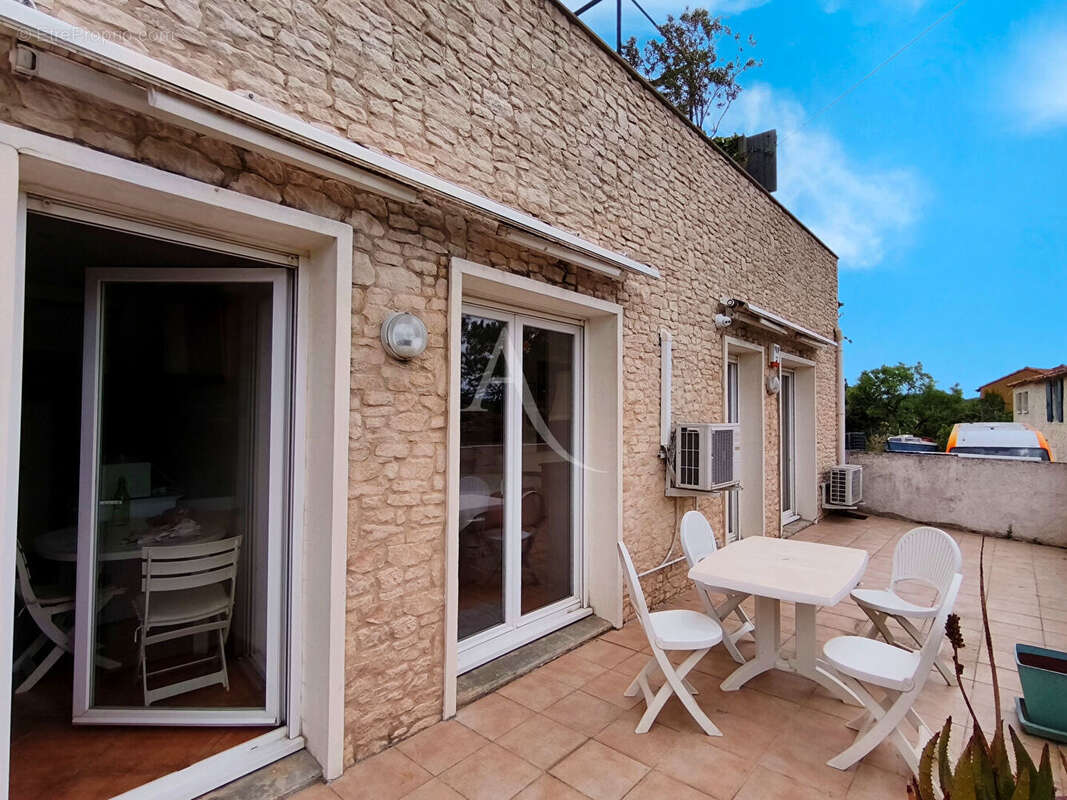 Appartement à MONTREDON-DES-CORBIERES