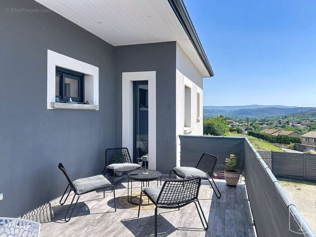 Maison à AUBENAS