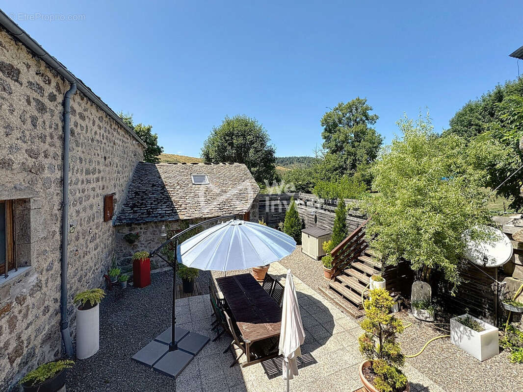 Maison à CHATEAUNEUF-DE-RANDON