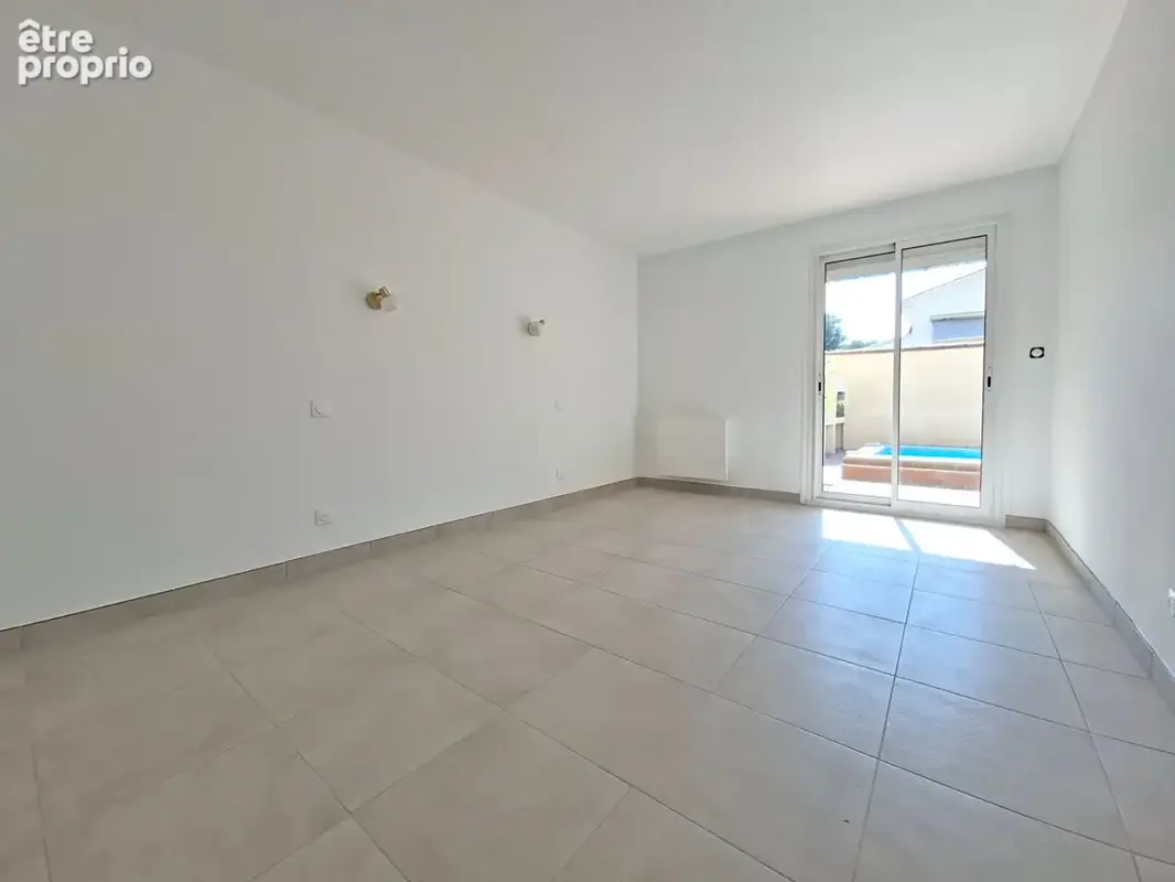 Perpignan SUD Villa 3 faces composée de 2 T4 entièrements rénovés - photo 7