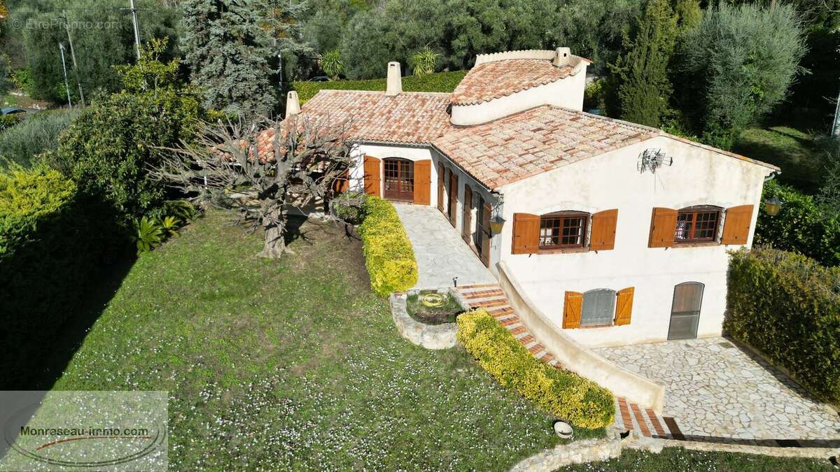 Maison à PEYMEINADE