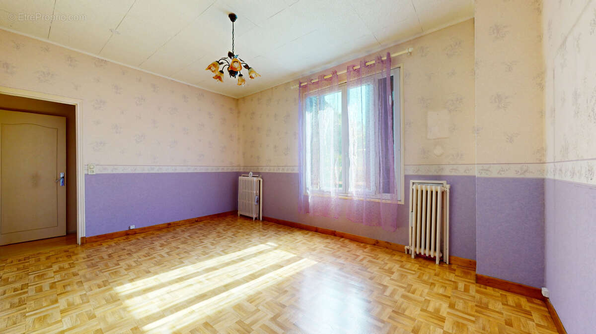 Maison 2 pièces avec beau terrain de 657 m2   Un véritable potentiel à révéler - photo 11