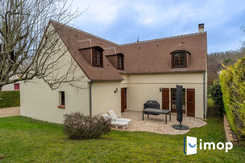 Maison à THOIRY