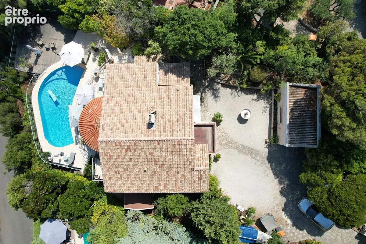 A vendre villa provencale vue mer golfe st tropez garage tout a pied aux issambres - photo 2
