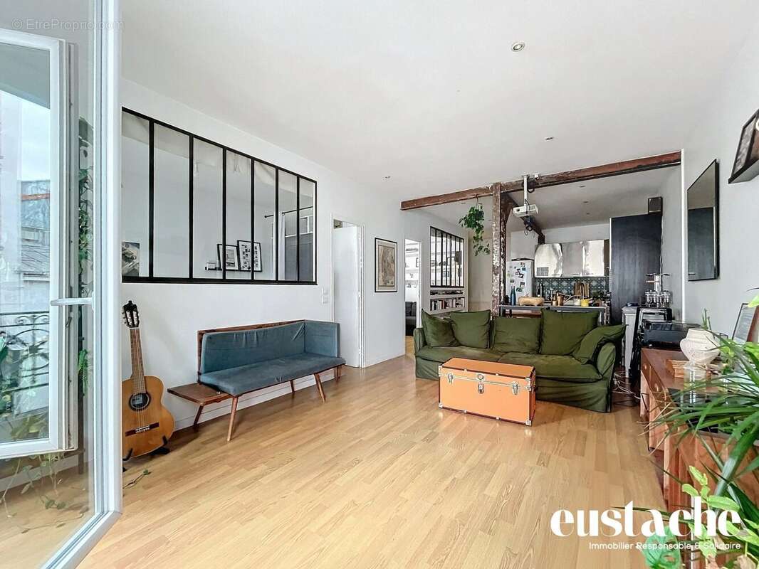 Appartement à PARIS-11E