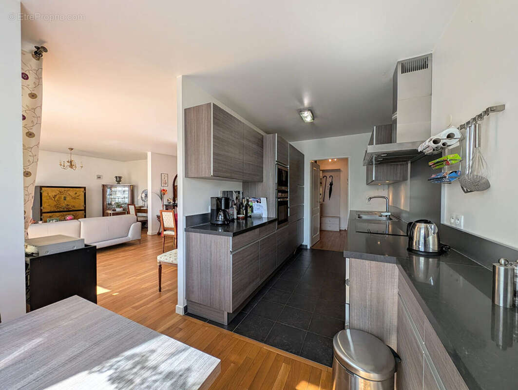 Appartement à MAISONS-LAFFITTE