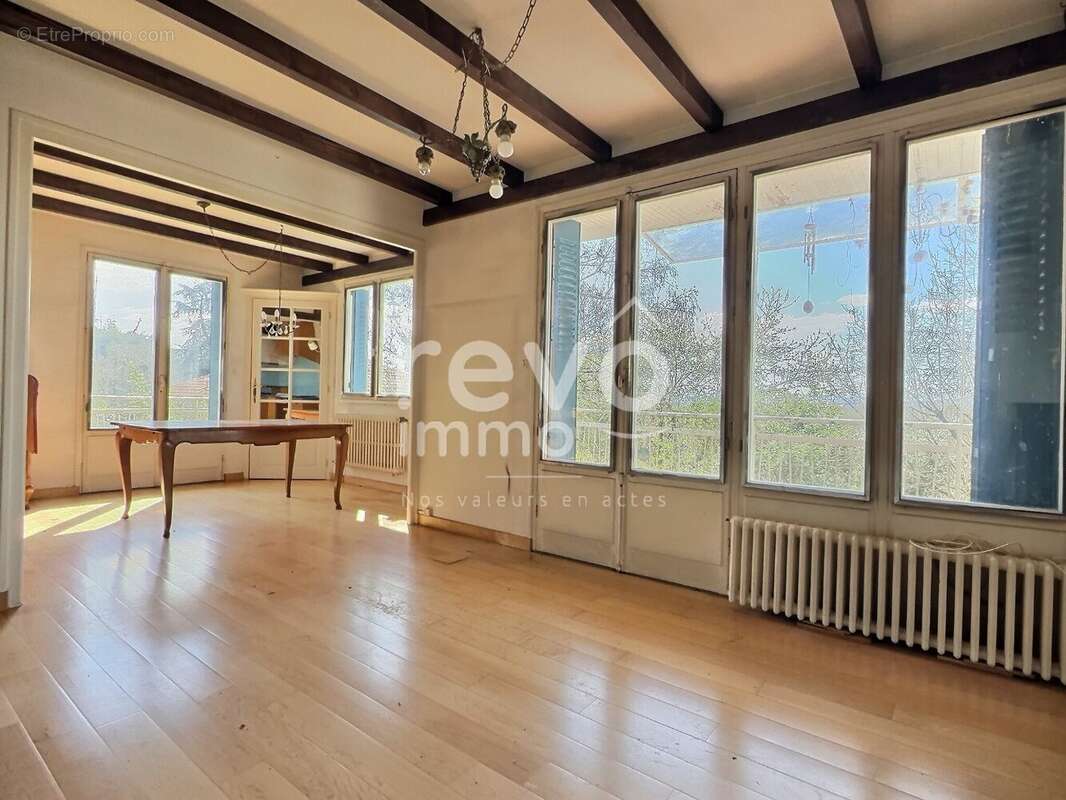 Maison à RILLIEUX-LA-PAPE