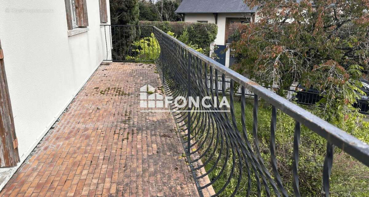 Maison à SAINT-JEAN-D'ASSE