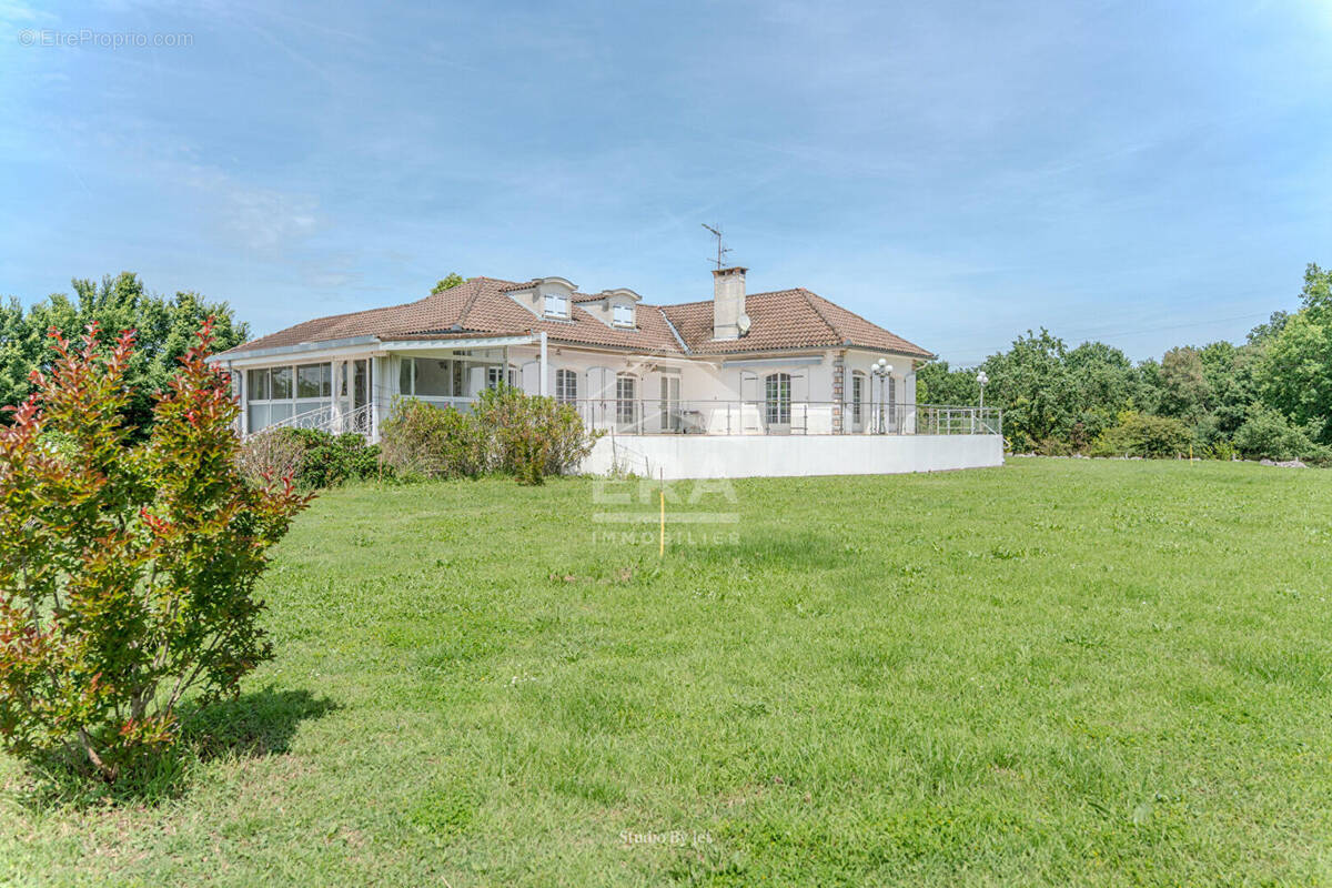Maison à VILLEMUR-SUR-TARN