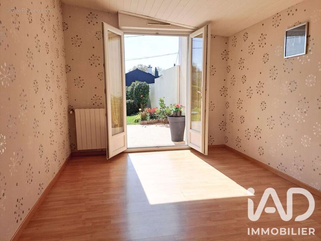 Maison 122 m² à La Chapelle-Sur-Erdre  - photo 9