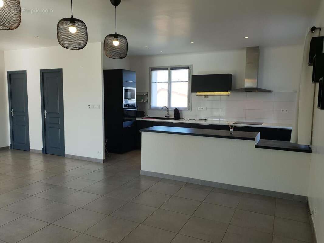 m cuisine sam 1 - Maison à MIELAN