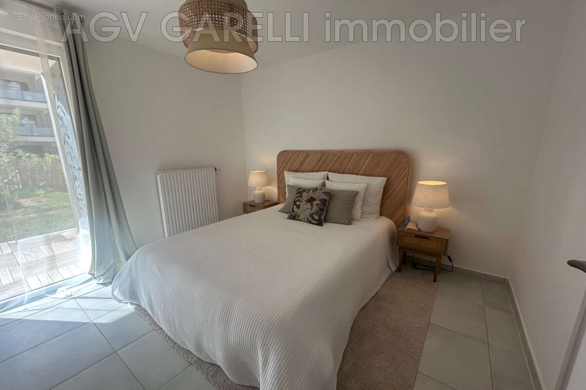 Appartement à HYERES