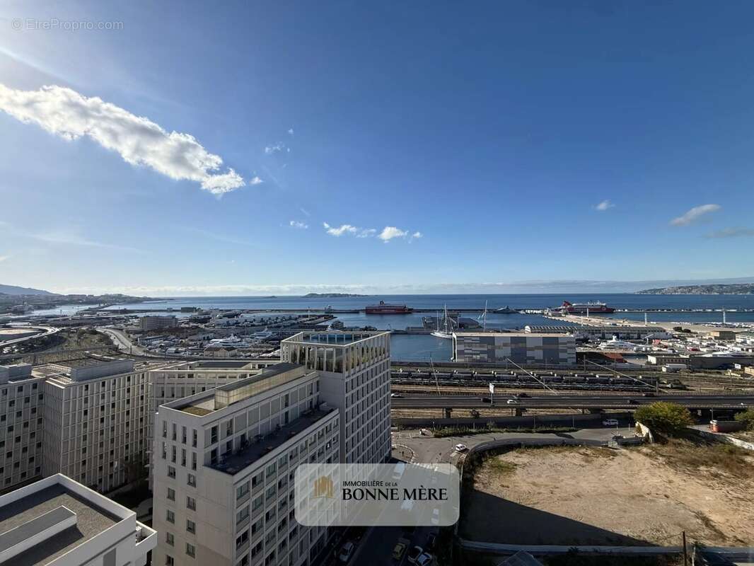 Appartement à MARSEILLE-15E