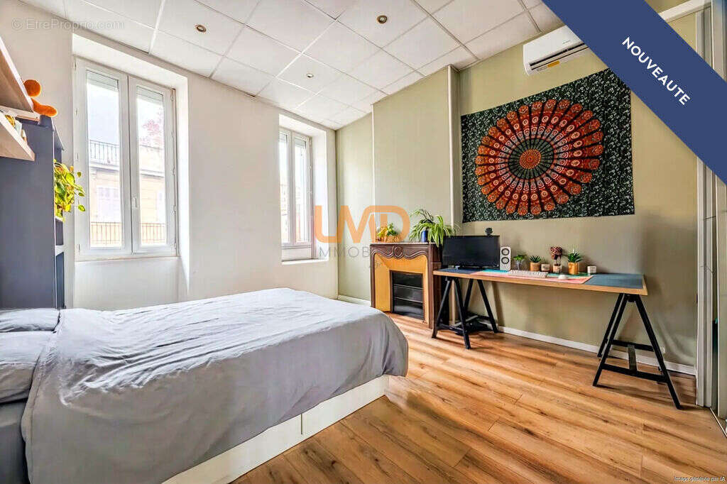 Appartement à MARSEILLE-4E