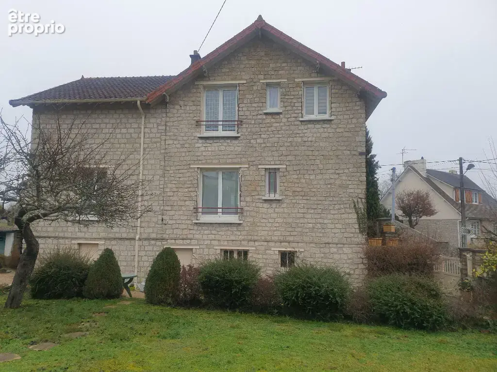 Spacieuse Maison  (143 m²)  en vente à SAINT PIERRE LES NEMOURS - photo 3